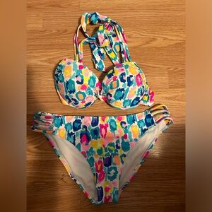Multi color bikini swimwear set . push up Too size M. Brand new .